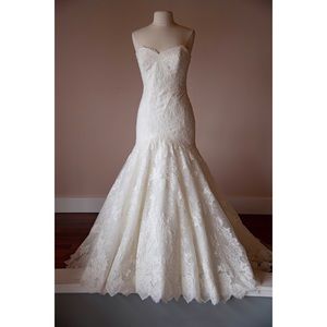 Pronovias, Druida, off white, size 14.